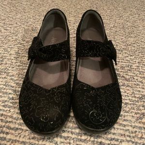 Alegria Ella Black Sprigs Shoes Size 39